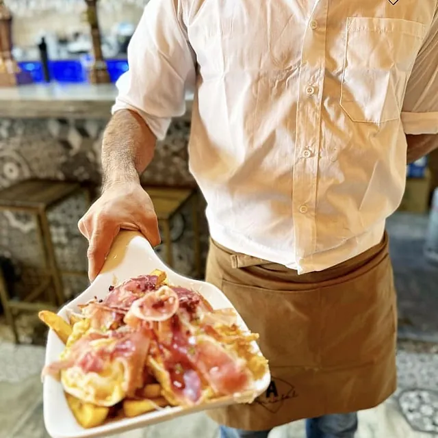 Restaurante Bar/Pub Arrabal platos de comida
